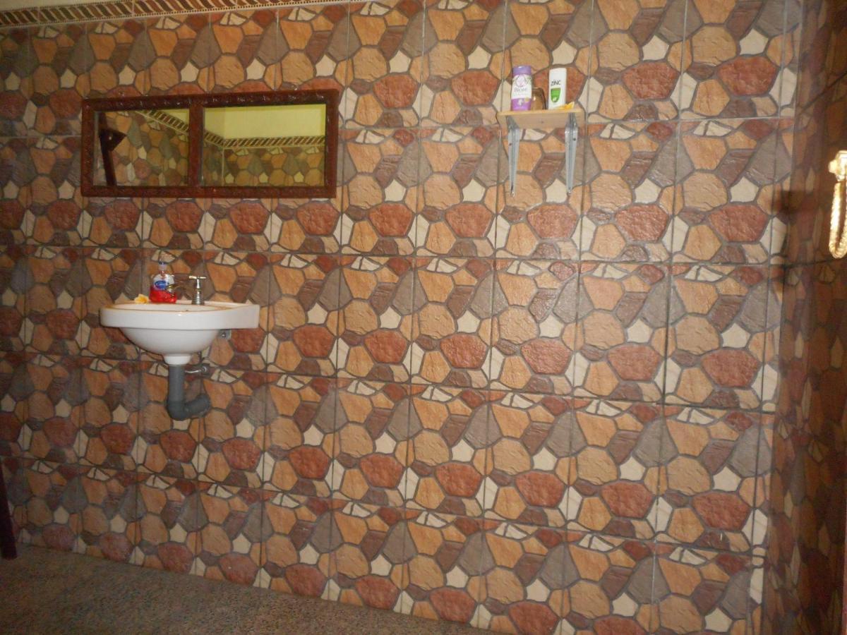סיידמן Cegeng Lestari Guesthouse מראה חיצוני תמונה